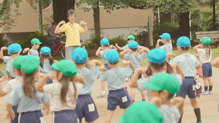 平和公園にて体操